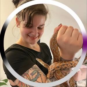 Meet your Posher, Sari